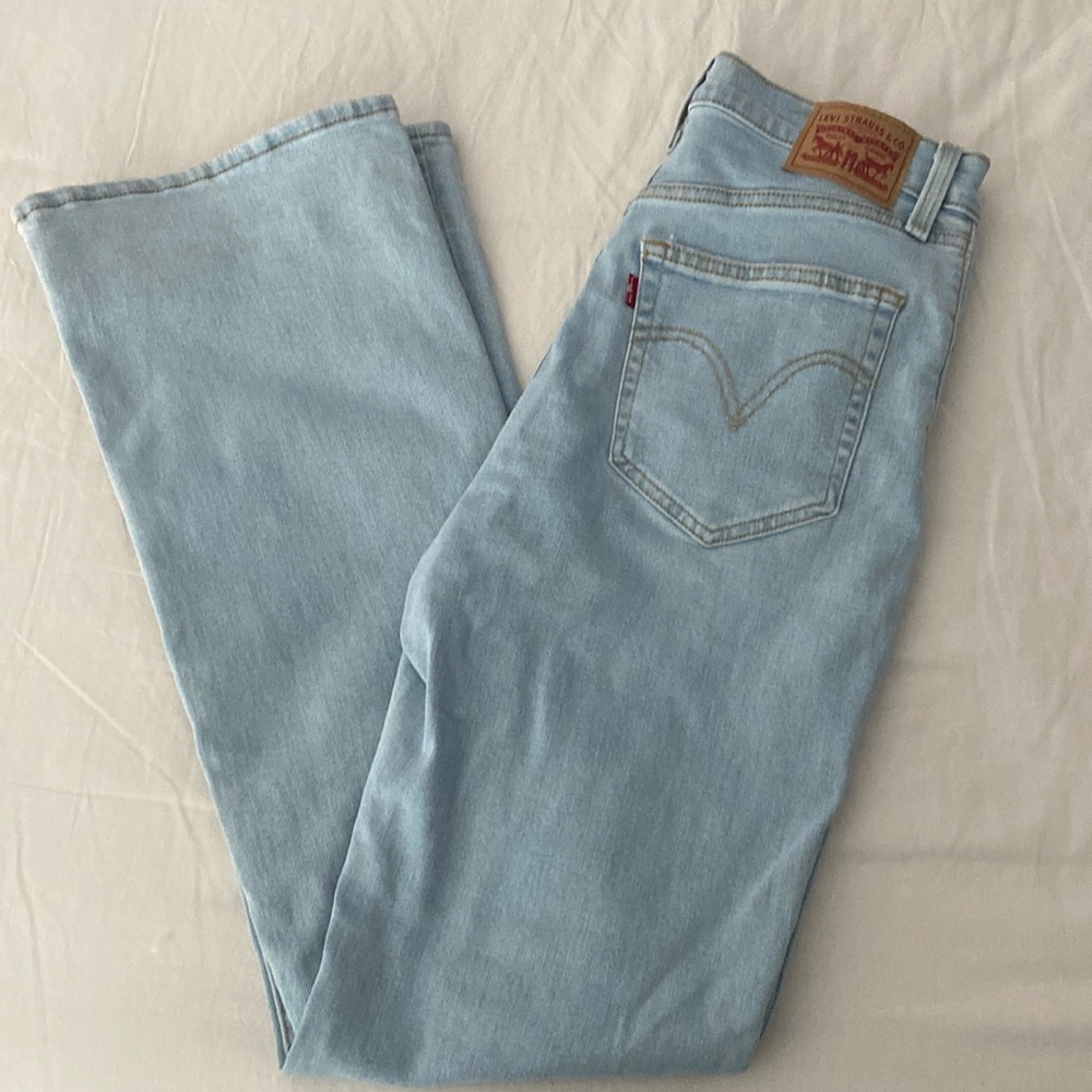 Levi’s light flare rib cage boot jeans